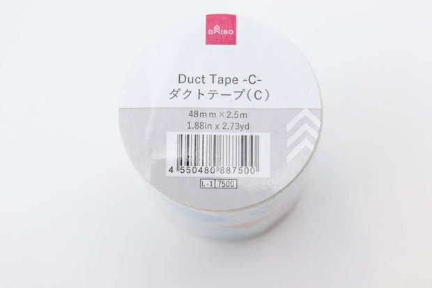 ダイソーのダクトテープのパッケージに記載された商品情報