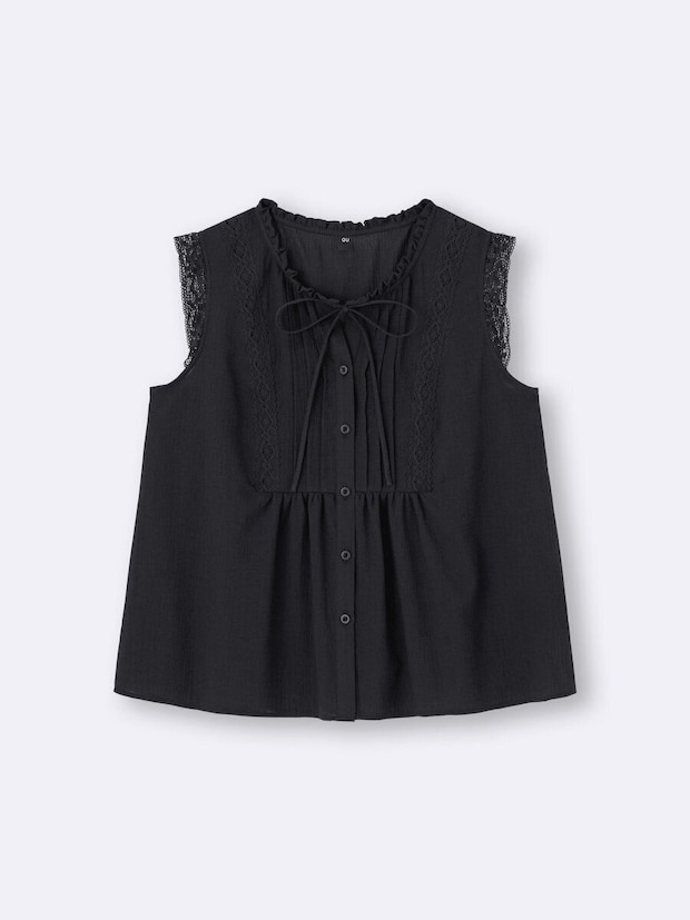 黒いレース飾りのノースリーブブラウス