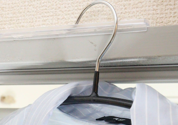 ダイソーのハンガーストッパーの使用例