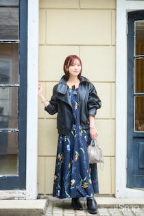 大ぶり花柄ワンピ×ZARAライダースでつくる見惚れる甘辛MIXでリード♪