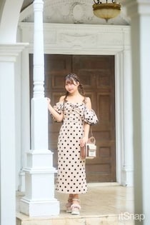 ドット柄×こだわり小物でレディに仕上げる真夏に映えるヘルシーな装い☆