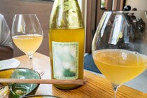 友達とワインを飲みながら考えた、「楽しい」仕事と仲間のこと。