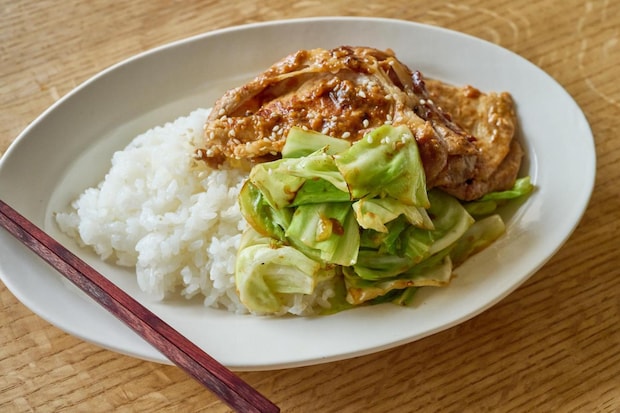 春を味わうワタナベマキさんのワンプレートごはん「春キャベツと豚肉の梅味噌ライス」