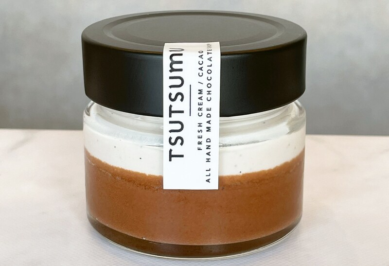 ショコラとバニラの豊かな香りとふんわり軽い食感に心惹かれる、グラス入り濃厚ショコラ