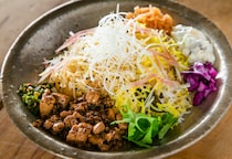 スパイシーで和風！驚くほどの鯛の濃厚な出汁が染み込んだ「ビリヤニ」