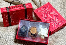 カカオポリフェノールたっぷり。カカオ豆がまるごと味わえる神戸発のチョコスイーツ