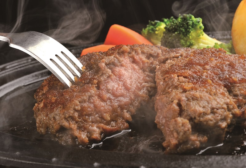 肉本来の旨みが凝縮！北海道の冬を乗り越えた「びらとり和牛」のジューシーハンバーグ