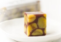 どこを切っても和栗！その見た目と軽やかな味わいに驚く栗蒸し羊羹／【連載】達人おすすめのお取り寄せ