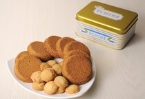 バターの香りがたまらない！エシレ バター専門店のガレット缶