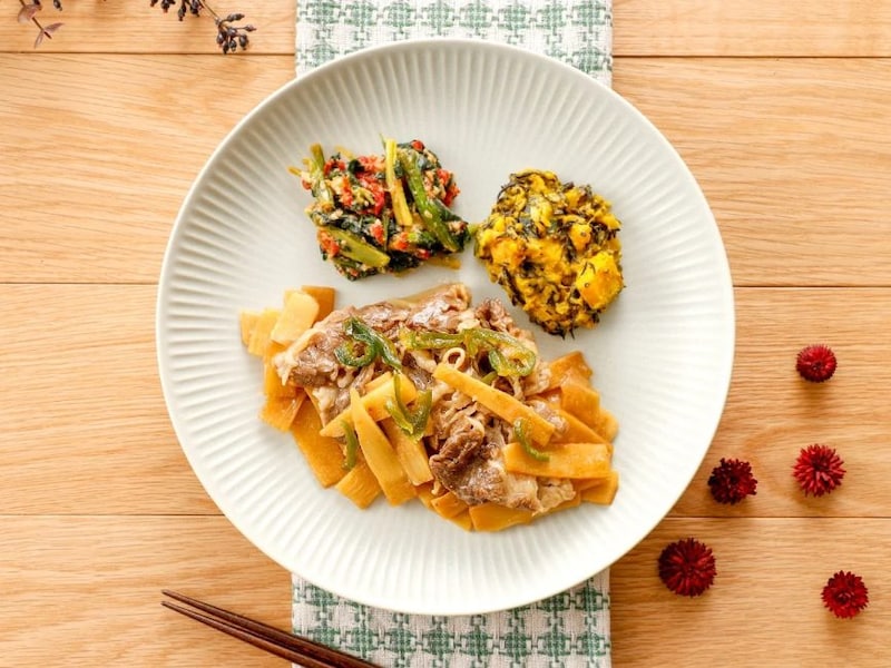 春の訪れを食卓へ！自宅で健康的な食事が手軽にできるnosh（ナッシュ）から「出汁香る筍と牛肉のあんかけ」が登場