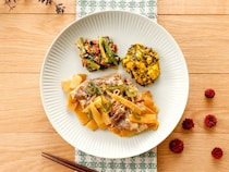 春の訪れを食卓へ！自宅で健康的な食事が手軽にできるnosh（ナッシュ）から「出汁香る筍と牛肉のあんかけ」が登場