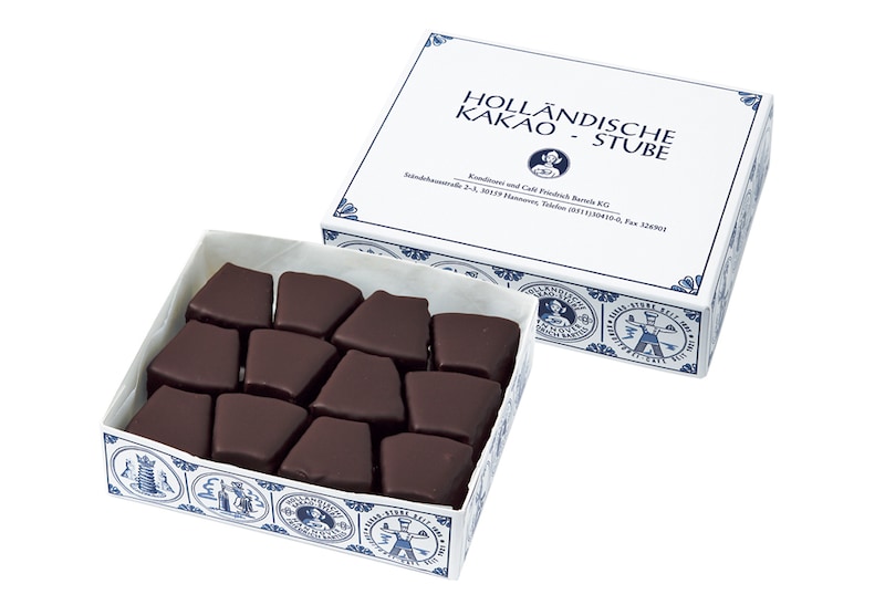 なんだかほっとする美味しさ。本場ドイツの老舗のひとくちチョコがけバウム