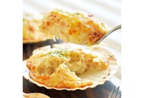 三陸のほたての貝柱がたっぷり！レンチンで食べられる本格「ほたてグラタン」