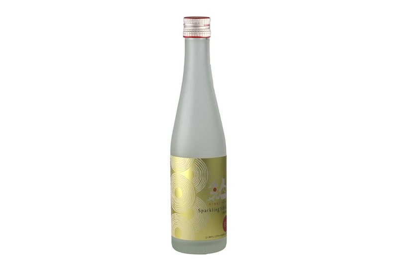 純米吟醸×瓶内発酵で生まれた、木桶仕込みの和のシャンパーニュ！