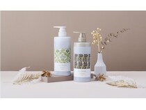 「ウィリアム・モリス」と「ラサーナ」がコラボ。全シリーズで使える専用空ボトルが登場