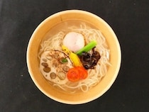 【東京都世田谷区】「秋の彩り冷やしラーメン」「秋のクリーミーラーメン」成城大学にて販売！クックピットと共同開発