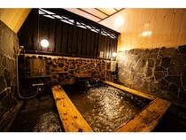 【熊本県小国町】歴史ある旅館が生まれ変わる。1棟貸し温泉宿・泊゜で過ごす特別な時間