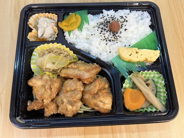 からあげ弁当1