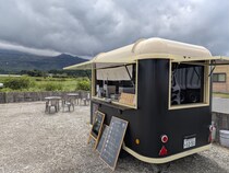 ジブリが好きな店主が握る、おにぎり店がオープン【てとStand】