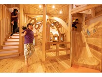 【愛知県名古屋市】SukuSuku English Preschool 浦里が自然素材でつくられた大型遊具『Nekopu』導入