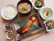 【宮城県仙台市】仙台駅ナカ酒蔵の姉妹店、発酵ごはんとクラフトドリンク「蔵藍」が上杉にOPEN