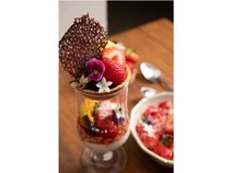 【福岡県福岡市】赤坂のアサイーボウルカフェ「OLIP」、新作は“パフェスタイル”のご褒美仕様