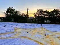 【北海道安平町】テニスコート約50面分に相当する“大きな絵”公開！絵の中に入って行う特別授業も