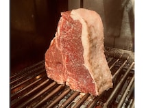 【東京都中央区】ステーキハウス「Latina PARRILLA」、熾火で焼くアルゼンチン産Tボーンのコース開始