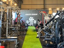 【愛知県名古屋市】トップボディビルダー・木澤大祐主宰のジム「ジュラシックアカデミー」がリニューアル