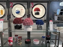 実物を見られる唯一の場所。グリッターローズ専門店「IRiller」が渋谷に常設店をOPEN