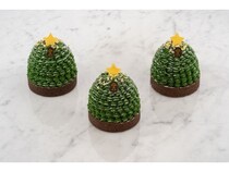 パリ発「アンジェリーナ」のXmas限定スイーツ！クリスマスツリー型のモンブランも登場