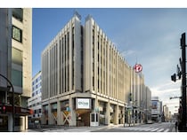【東京都新宿区】銀行・カフェ・オフィスが一体になった新店舗「Olive LOUNGE 新宿通」オープン