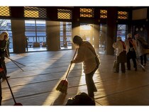 【京都府京都市】西本願寺の年末恒例行事「御煤払(おすすはらい)」開催！参加者には記念品をプレゼント