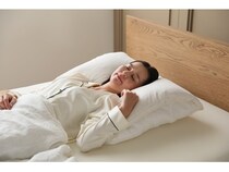 【山梨県富士吉田市】宿泊施設「BLANC FUJI」にリサイクル羽毛を使った枕「ふとんでまくら」を期間限定導入