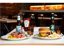 【大阪府大阪市】遊び心とアートが交差する街角のアメリカンダイナー「Wythe Club」がオープン！