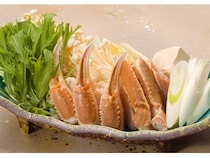 【北海道積丹町】老舗料理旅館「お宿かさい」に、全10品のコース「秋の特別タラバガニ膳」が登場！