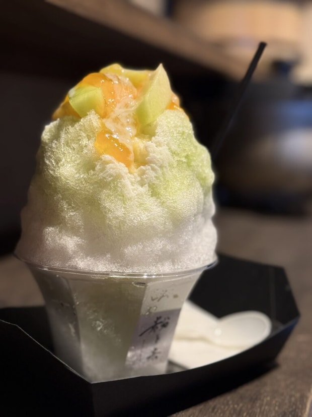 「粉と米」「プレミアムメロン」かき氷の写真