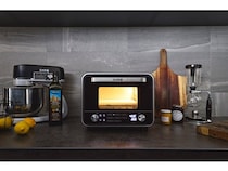 小型家電ピザ窯「電気式窯焼名人mini」が登場。1週間で約6,300台販売！