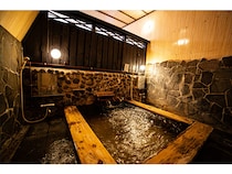 【熊本県小国町】歴史ある旅館が生まれ変わる。1棟貸し温泉宿・泊゜で過ごす特別な時間