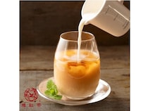 雅紅茶の「プレミアムミルクティーコレクション」が、おもてなしセレクションで特別賞を受賞