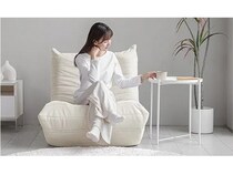 座る・寝る・くつろぐが全部叶う！モダンデコから「3サイズのウレタンソファ」が発売