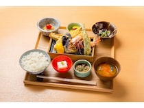 【東京都中央区】築地で24時間いつでも食事が楽しめる！倭料理 築地伊八 弐號が定食メニューを本格始動