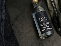 デニム職人とクラフトジン創作家による藍色のクラフトジン「SAINT INDIGO」が誕生