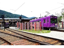 【京都府京都市】嵐電の車内で利き酒に挑戦！「日本酒ほろよい電車 ～揺られて、呑んで、嵐山～」開催