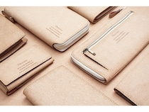 東京・墨田発の革新的アップサイクル財布に新作登場。捨てられる革が宝物に変わる