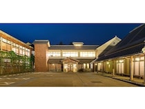 【三重県伊賀市】温泉・自然・体験で癒される新たな滞在拠点「glampark さるびの温泉」がオープン！