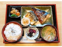 【福井県小浜市】100年の愛され地味飯 若狭おばま醤油干し定食フェアが、ひものの日からスタート