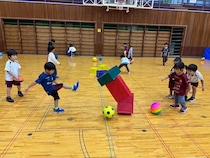 総合保育テックサービスを提供する千が、福知山ユナイテッドとスポンサー契約を締結！