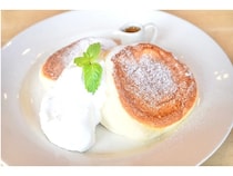 【兵庫県神戸市】「Pizzeria NICOLA六甲店」のスフレパンケーキが平日ディナー限定で復活！2種が登場