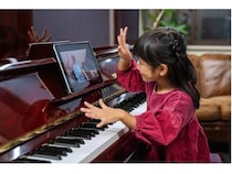 遊ぶように学べる育成型コーチング！オンライン音楽レッスン「OTOLIV Lesson Online」